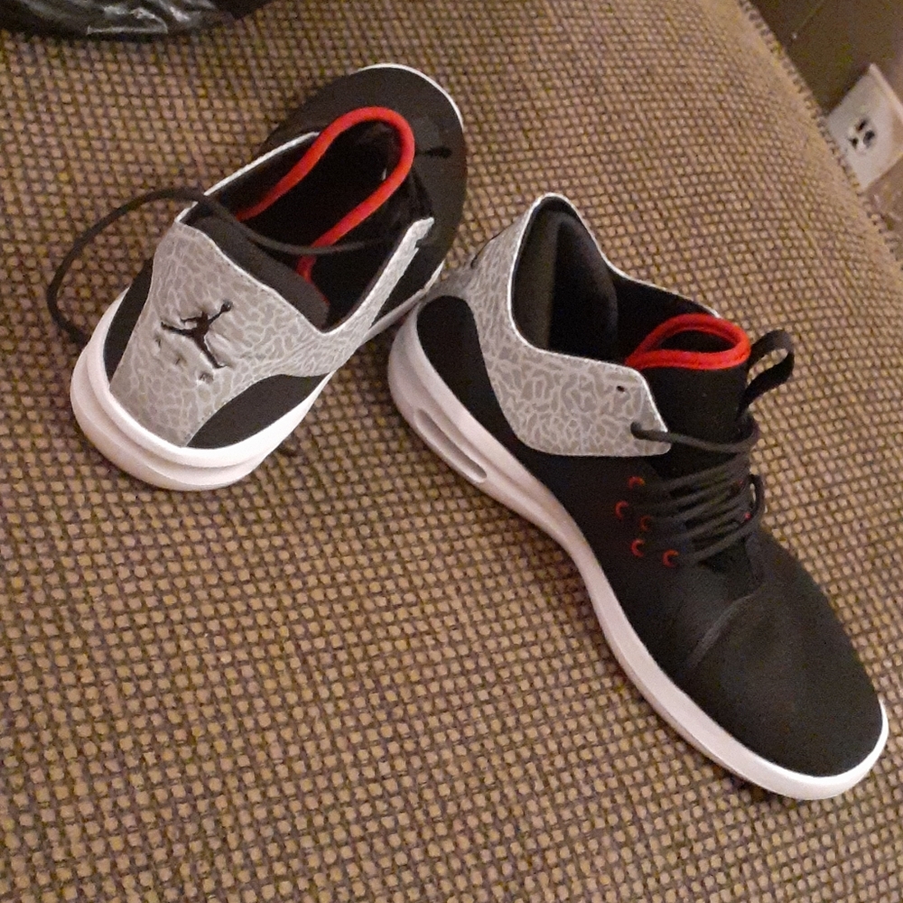 Worn once jordans